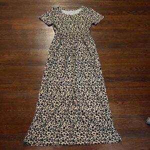 Amazon Essentials Black and Cream Leopard Maxi Dress